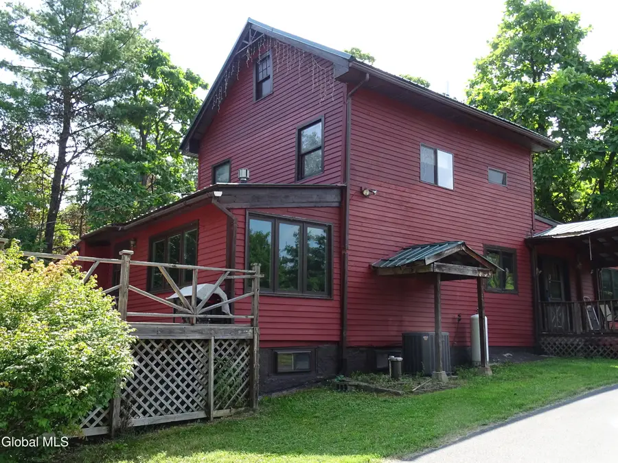 15 Cottage Street, Averill Park, NY 12018 - #2