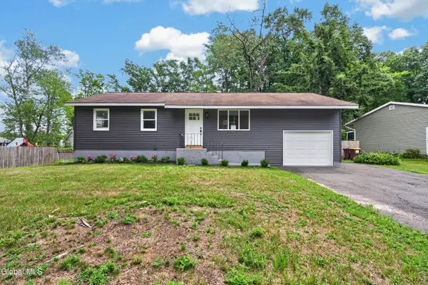 3 Karista Spring Drive, Saratoga Springs, NY 12866