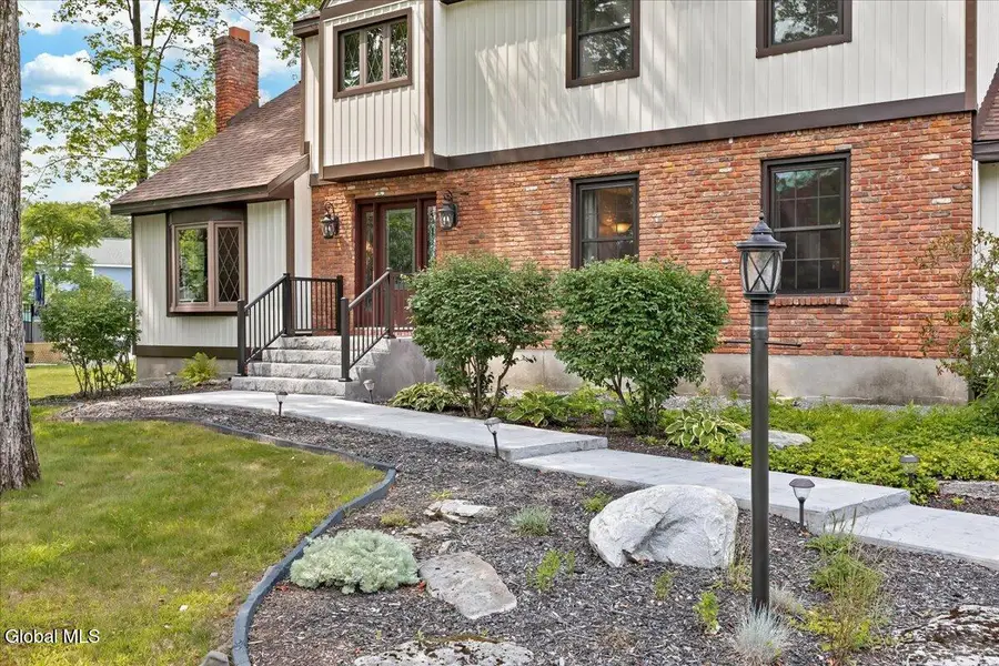 17 Bittersweet Lane, Clifton Park, NY 12065 - #3