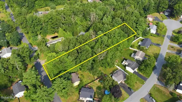 117 Hutchins Road, Ballston Spa, NY 12020