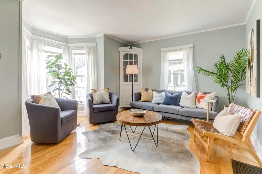 121 Lincoln Avenue, Saratoga Springs, NY 12866 - #2