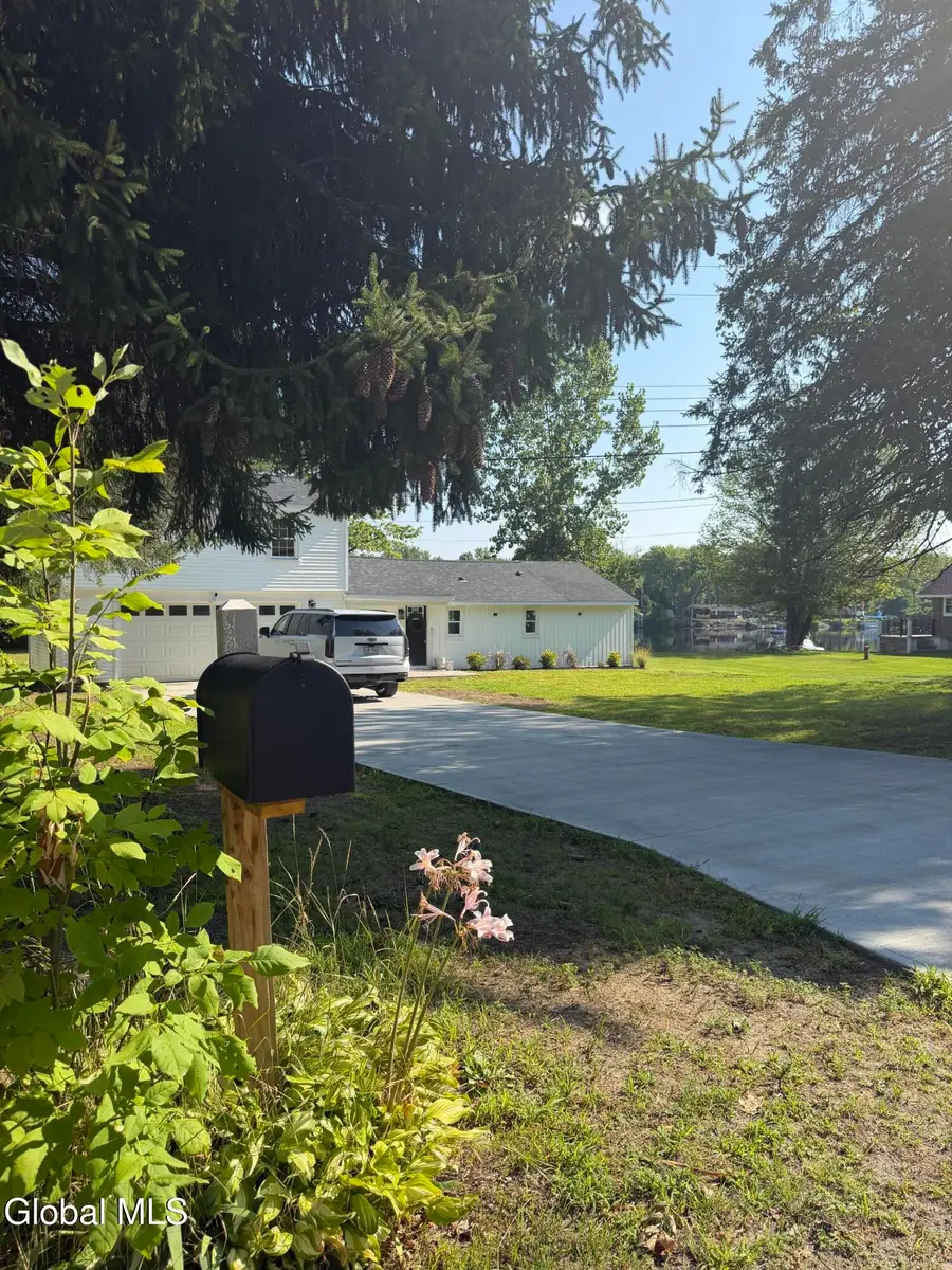 5 Old Bend Road, Moreau, NY 12828 - #2