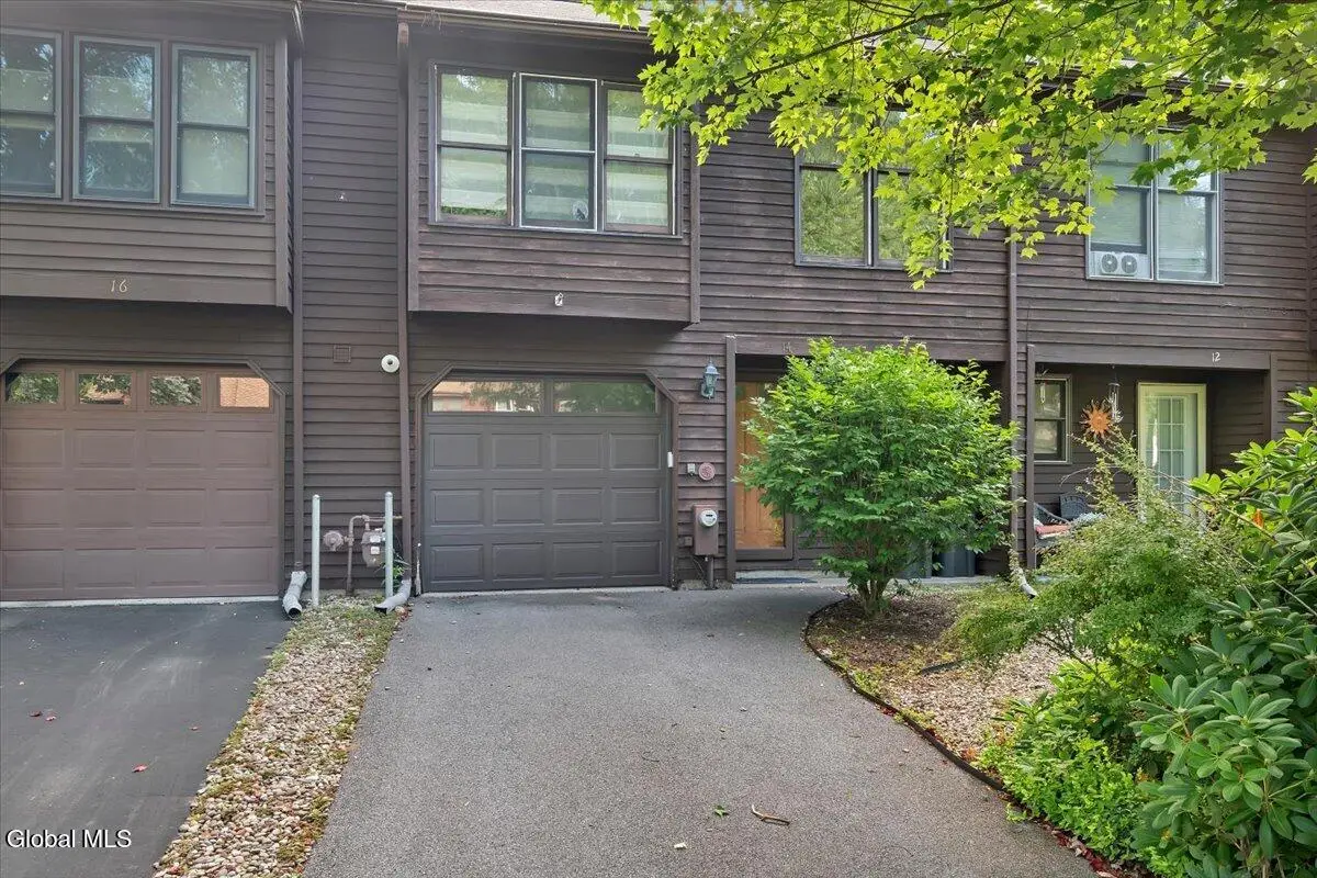 14 Brenden Court, Clifton Park, NY 12065 - #1