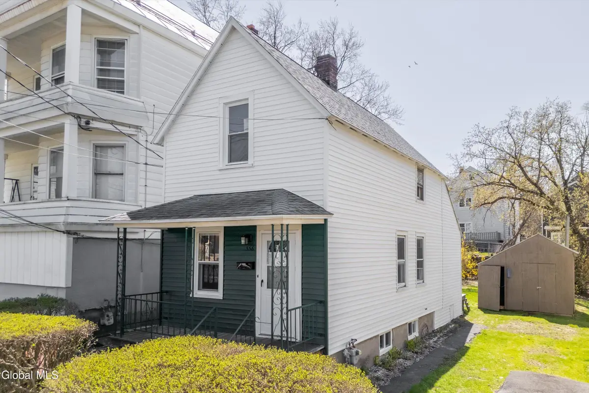 556 Clarendon Street, Schenectady, NY 12308 - #1