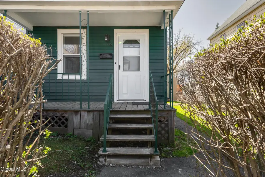 556 Clarendon Street, Schenectady, NY 12308 - #2