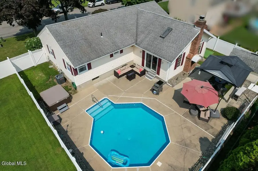 6 Long Avenue, Latham, NY 12110 - #2