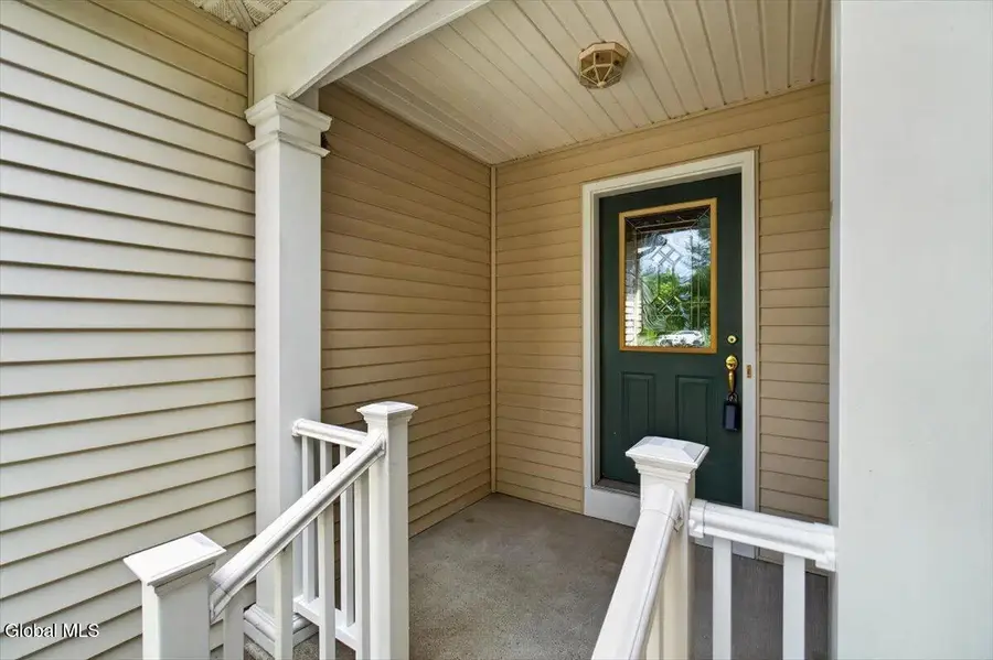 30 Mayfield Drive, Clifton Park, NY 12065 - #3