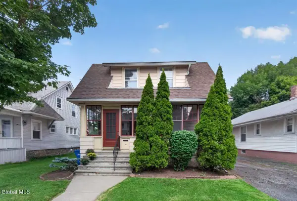 3 Sard Road, Albany, NY 12209
