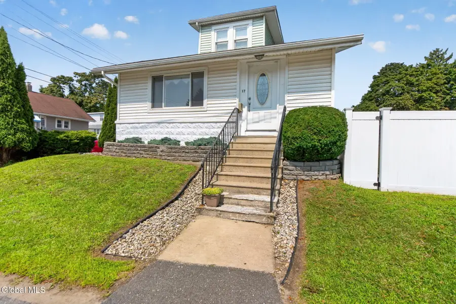 17 Osborne Road, Colonie, NY 12205 - #2