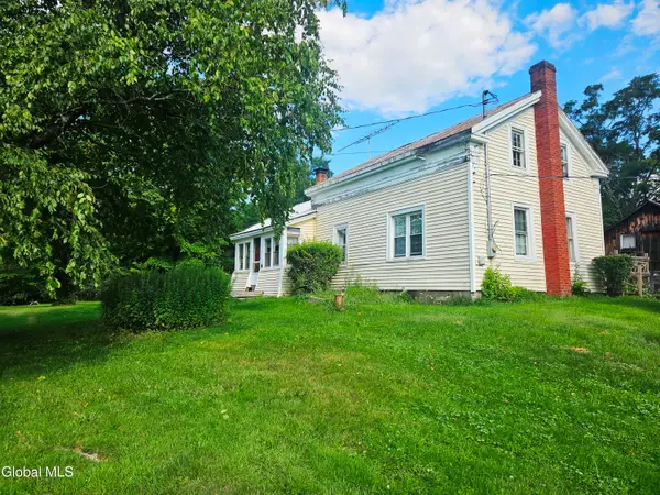 1235 Grovenors Corners Road, Carlisle, NY 12035