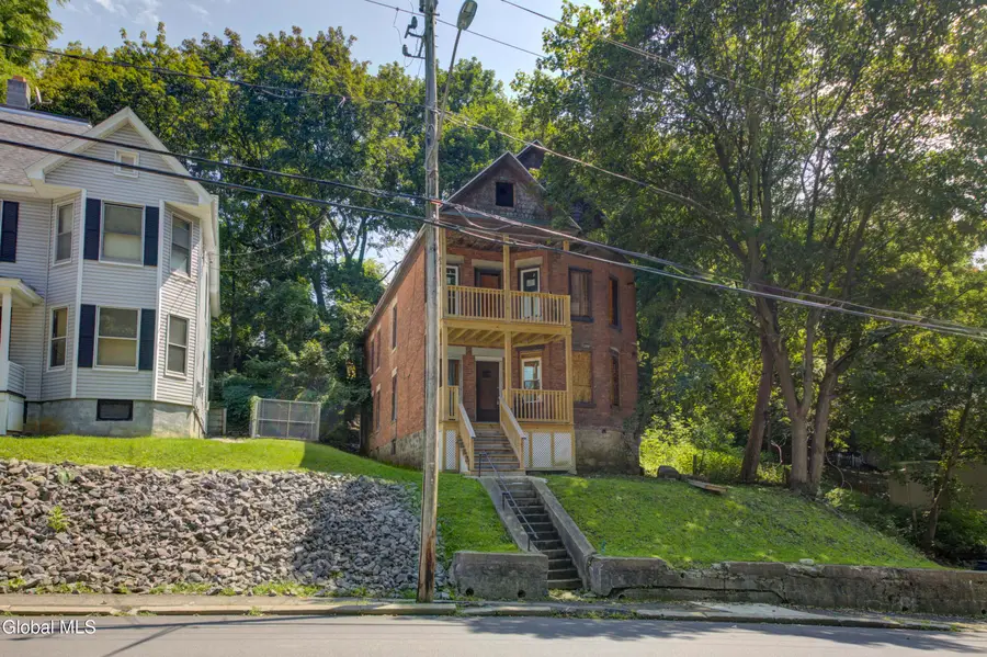 223-225 Vrooman Avenue, Amsterdam, NY 12010 - #2
