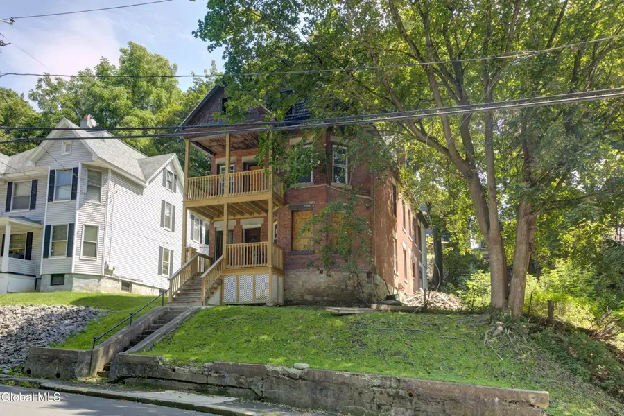 223-225 Vrooman Avenue, Amsterdam, NY 12010 - #3