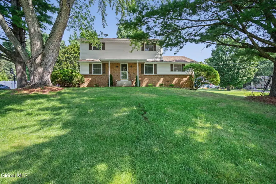 3 Cambridge Drive, Halfmoon, NY 12065 - #2
