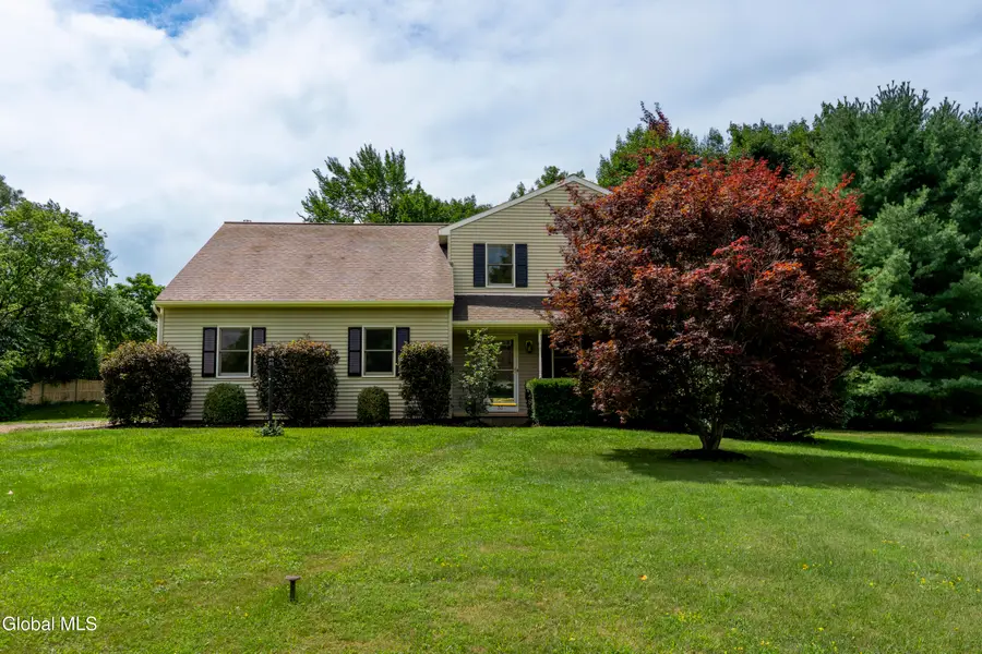 33 Armstrong Circle, Altamont, NY 12009 - #2
