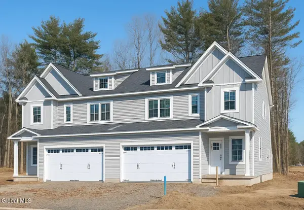 16 Blue Aster Lane, Malta, NY 12020