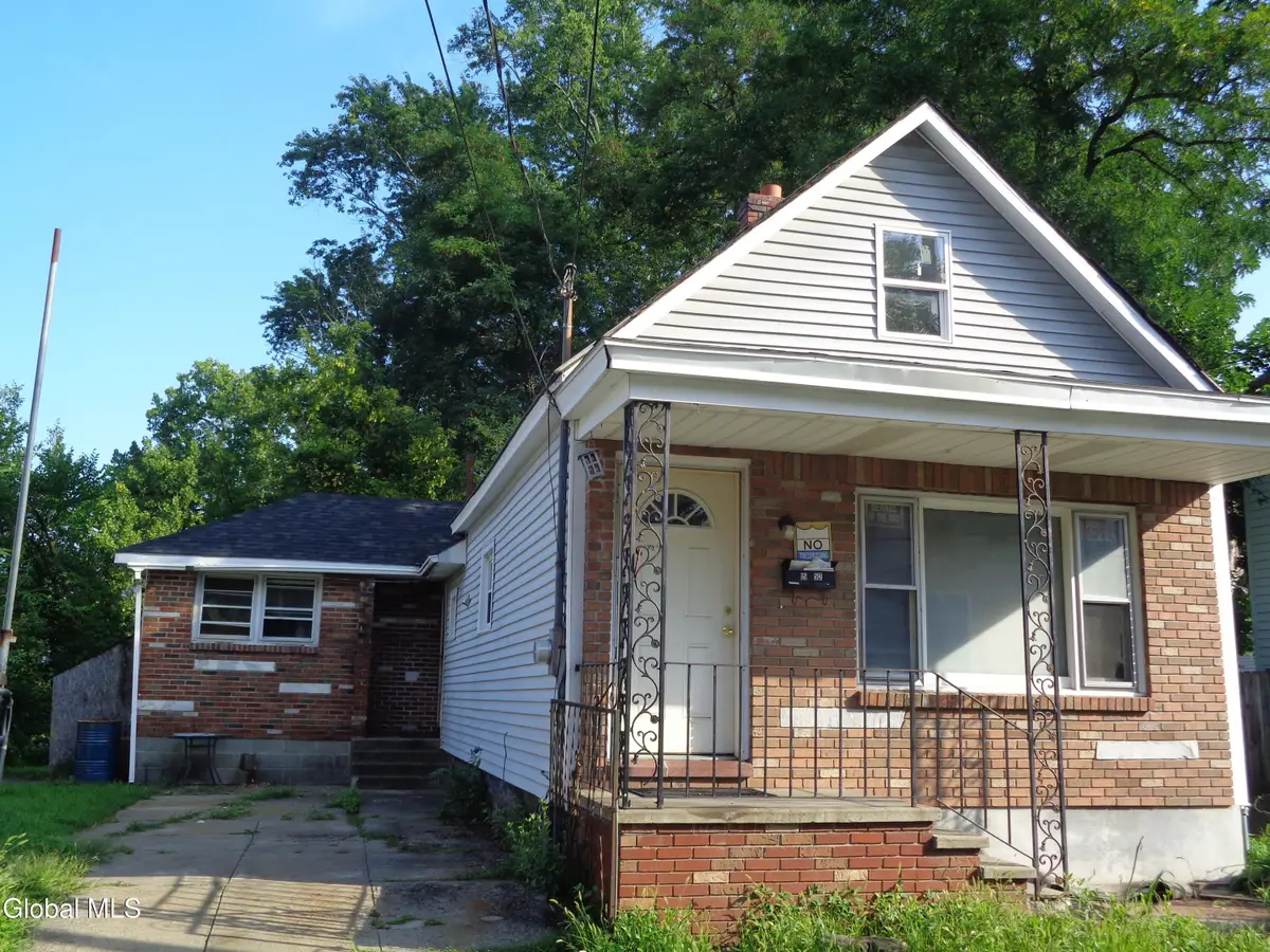 1552 4th Avenue, Schenectady, NY 12303 - #1