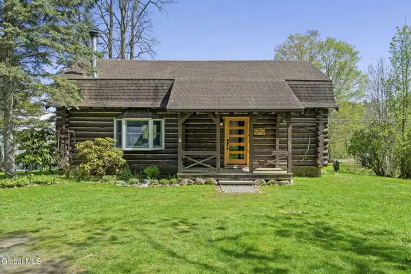 153 Bornt Road, Broadalbin, NY 12025
