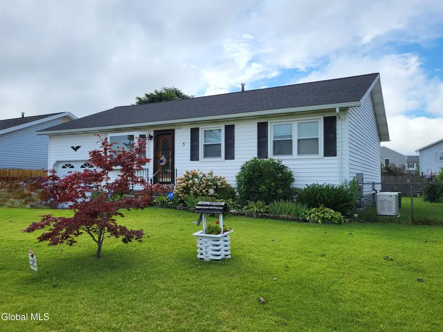5 Ballina Street, Troy, NY 12180 - #2