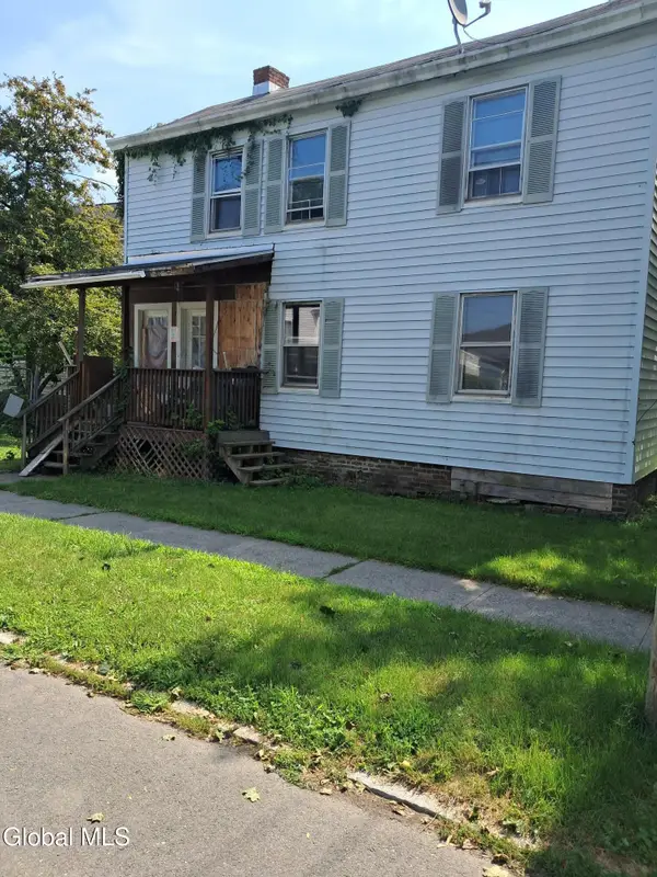 212 2nd Avenue, Watervliet, NY 12189