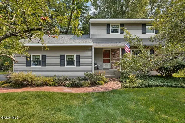 6 Nott Road, Guilderland, NY 12084