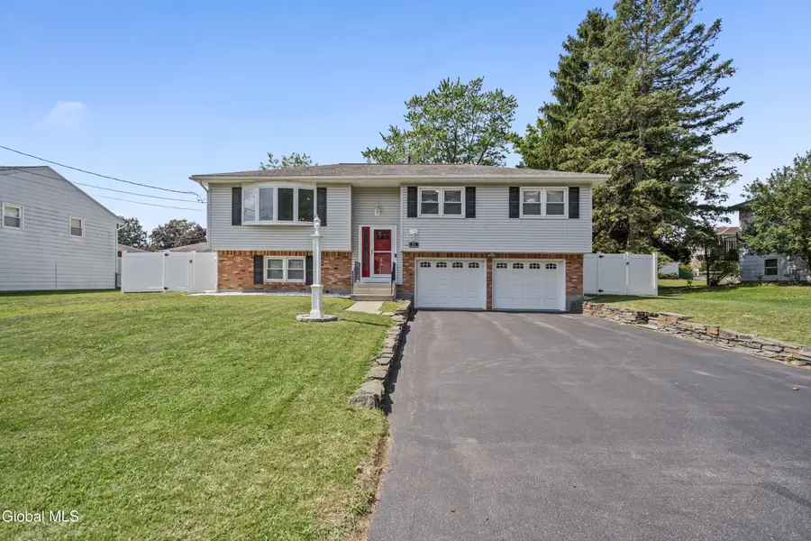 11 Driftwood Drive, Colonie, NY 12205 - #2