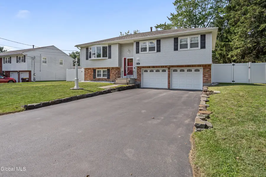 11 Driftwood Drive, Colonie, NY 12205 - #3