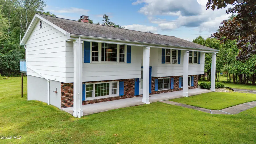 122 Crouse Drive, Amsterdam, NY 12010 - #2