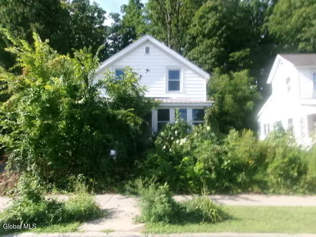 17 Hamilton Avenue, Corinth, NY 12822 - #1
