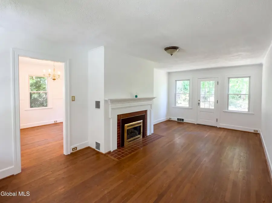 22 Gillen Terrace, Gloversville, NY 12078 - #3