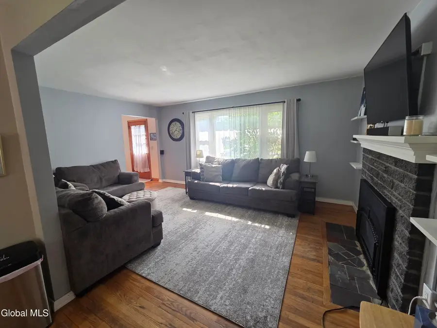 17 Sherwood Drive, Queensbury, NY 12804 - #3