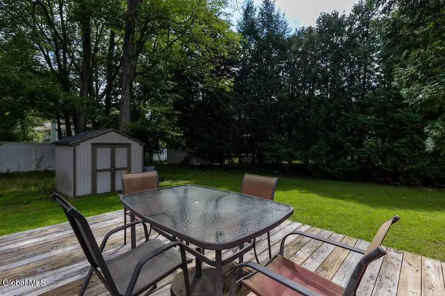 24 Brenden Court, Clifton Park, NY 12065 - #3