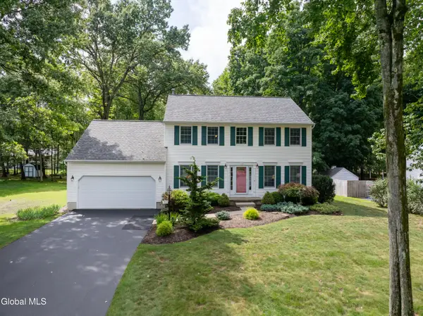 71 Orchardview Drive, Halfmoon, NY 12065