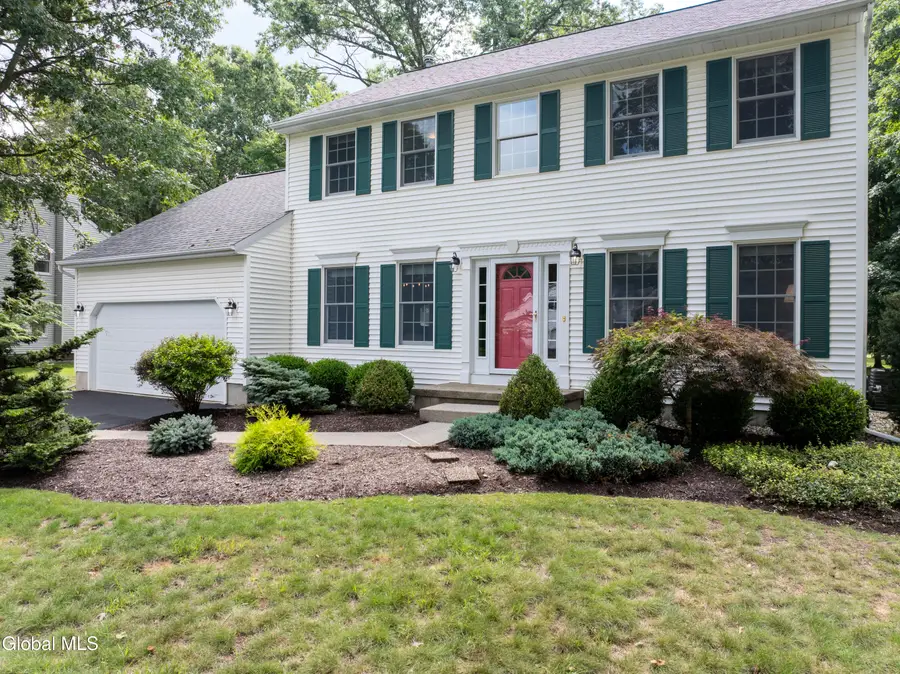 71 Orchardview Drive, Halfmoon, NY 12065 - #2