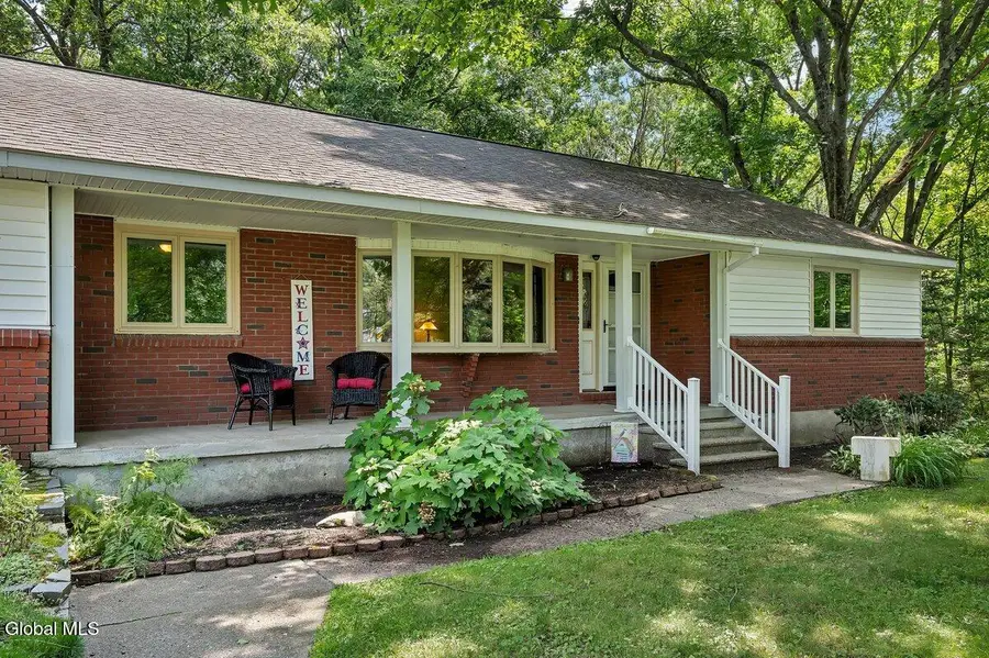 655 Hudson River Road, Halfmoon, NY 12188 - #2
