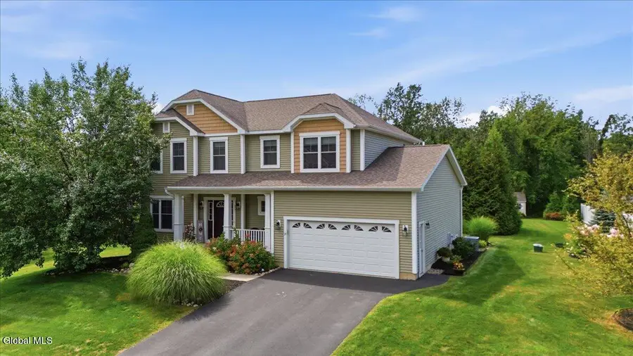 37 Walden Circle, Saratoga Springs, NY 12866 - #2