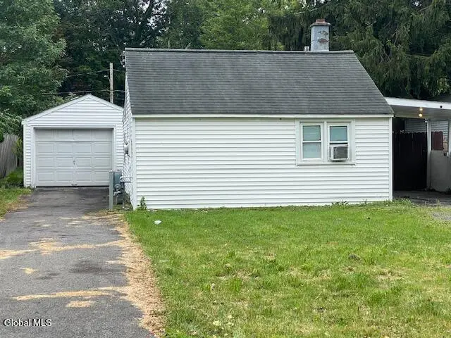 110 Nutwood Avenue, Colonie, NY 12304 - #2