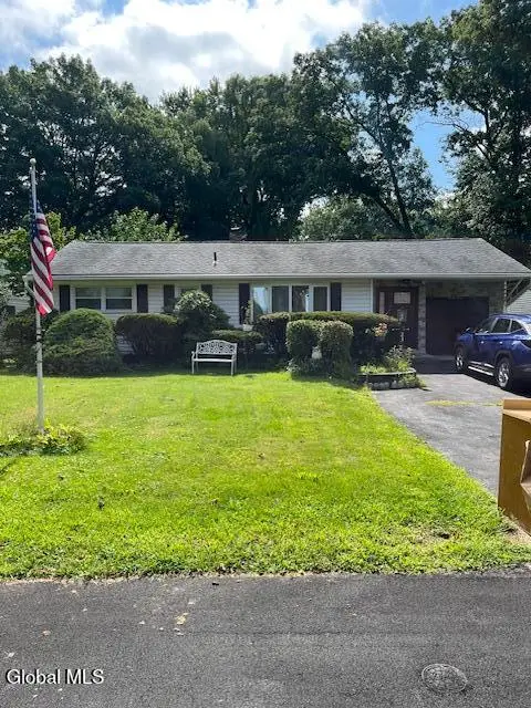 23 Westlyn Court, Guilderland, NY 12203