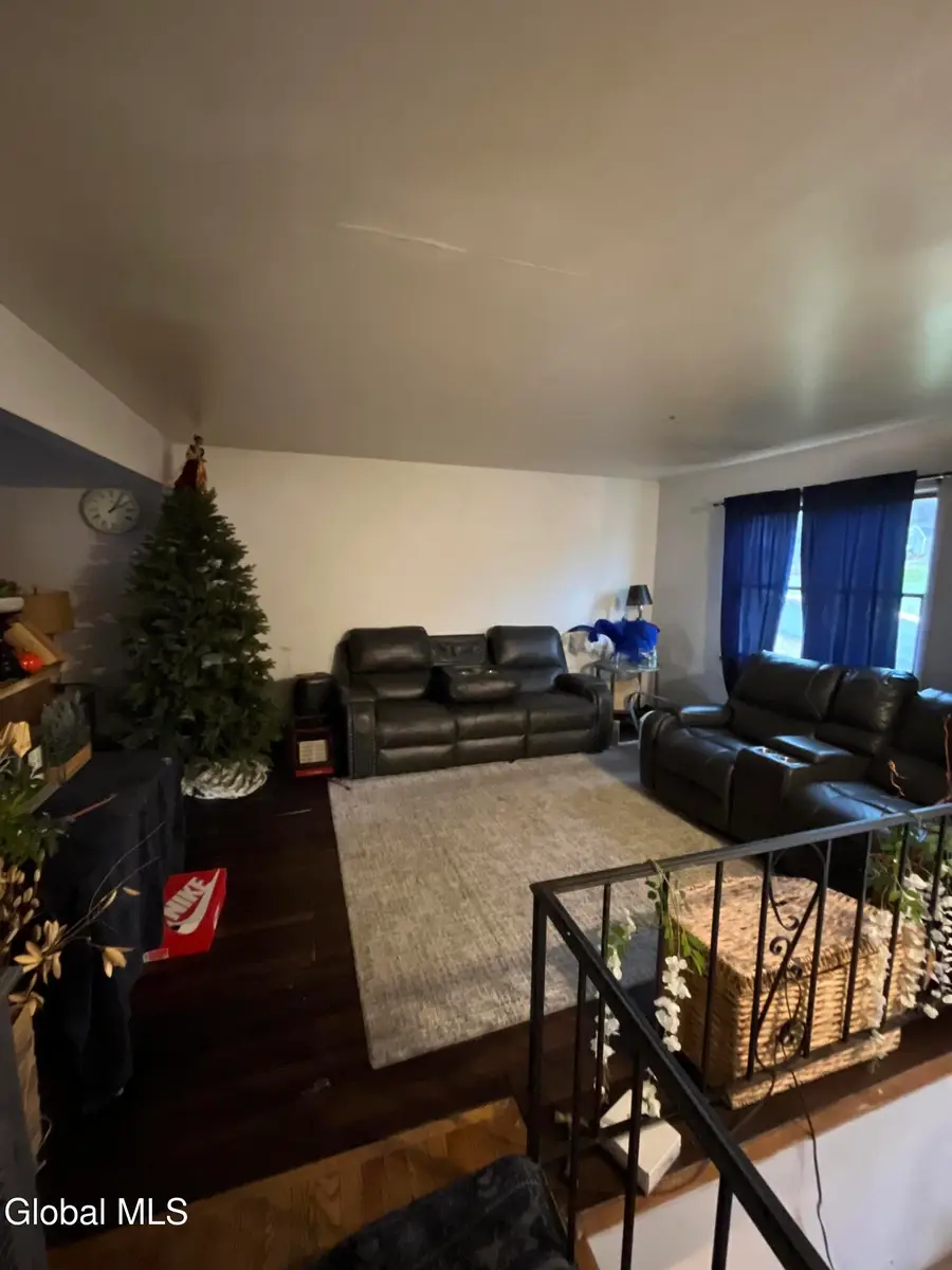 11 Alpine Street, Hampton Manor, NY 12144 - #2