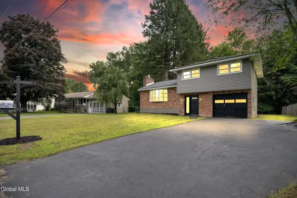 1032 St Jude Drive, Rotterdam, NY 12303