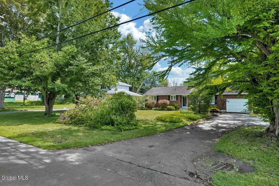 70 Orchard Street, Bethlehem, NY 12054 - #3