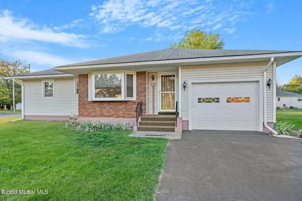 23 Crestwood Avenue, Troy, NY 12180
