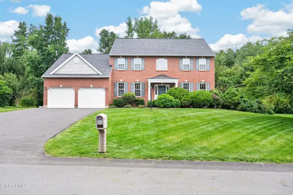 48 Victoria Court, Niskayuna, NY 12309
