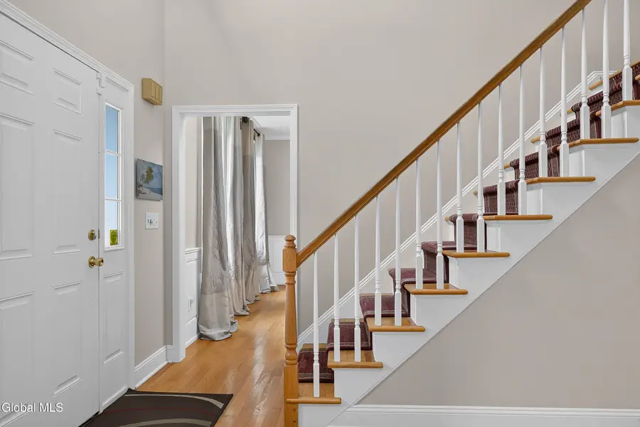 48 Victoria Court, Niskayuna, NY 12309 - #2