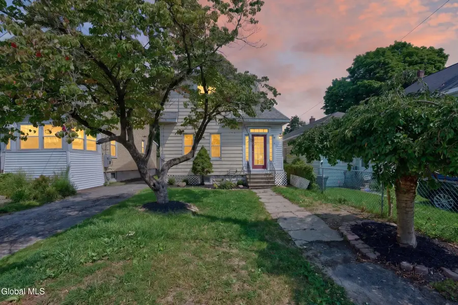 7 Lawn Avenue, Albany, NY 12204 - #2