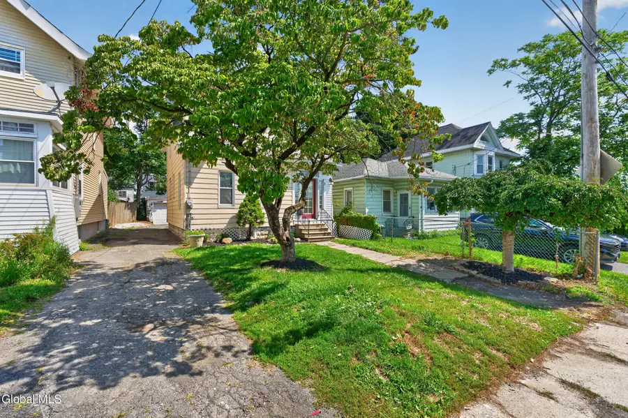 7 Lawn Avenue, Albany, NY 12204 - #3