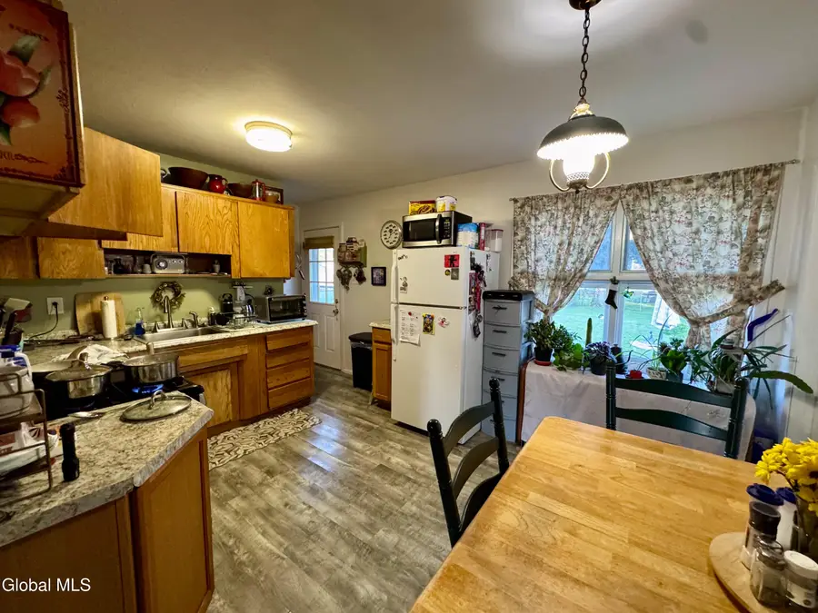 51 Munro Court, Troy, NY 12180 - #2