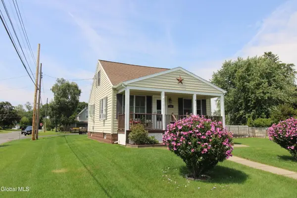 1951 Greenpoint Avenue, Rotterdam, NY 12303