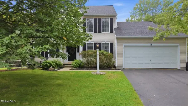 73 Silver Creek Drive, Bethlehem, NY 12158