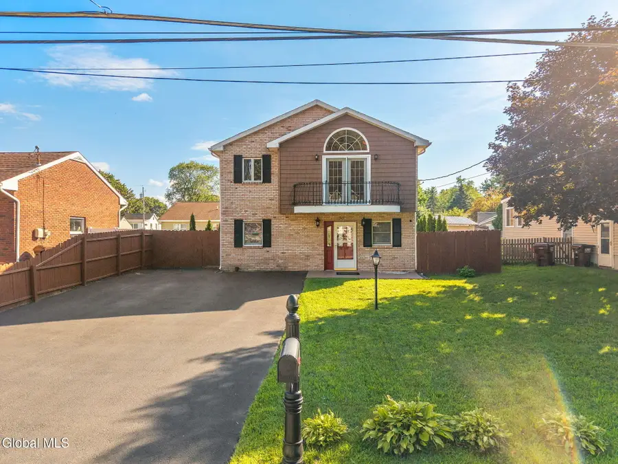 30 Ivaloo Avenue, Guilderland, NY 12203 - #2
