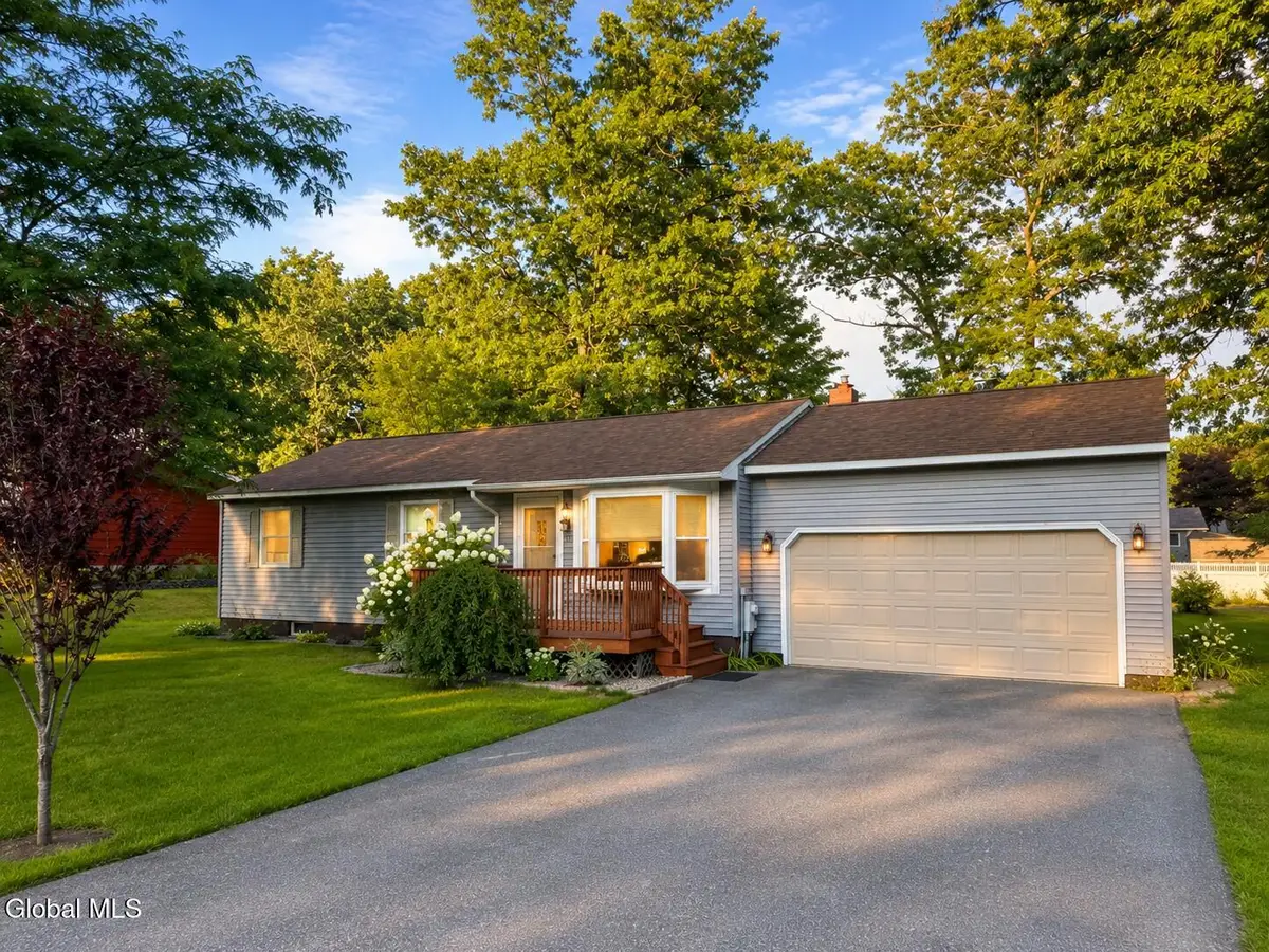 8 Little Street, Hudson Falls, NY 12839 - #1